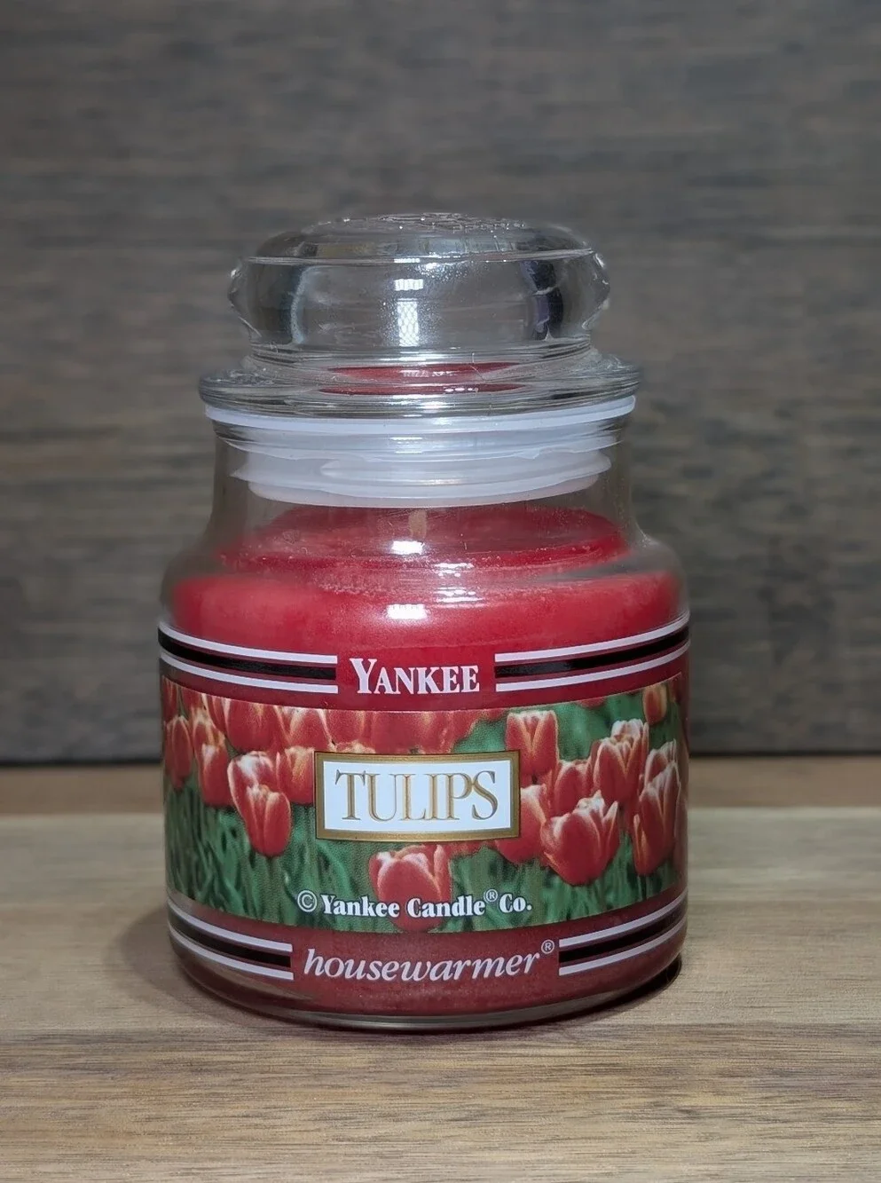 Vintage 90's Yankee Retired Black Band Tulips 3.7oz Housewarmer Red Jar Candle